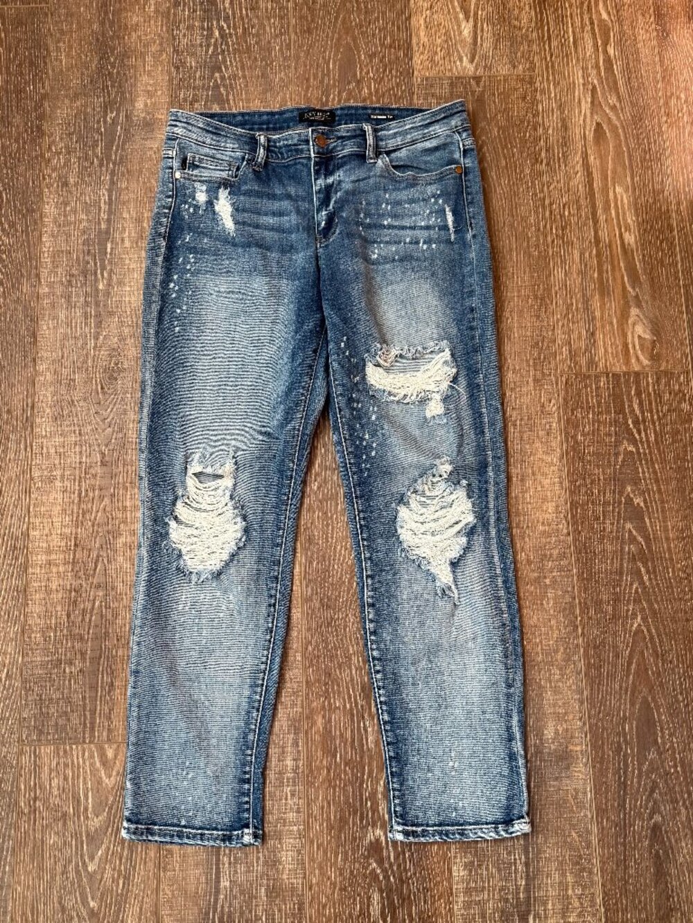 Judy Blue Boyfriend Fit Distressed Paint Splatter Jeans – Size 13